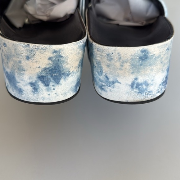 Simone Miller Blue white Tie Dye Cloudy Platform Sandal Bubble Slides Size 38/8 - Picture 6 of 16